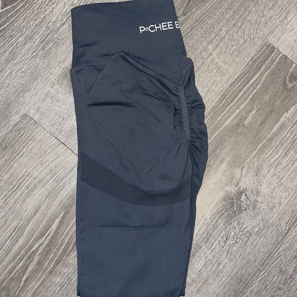Grey scrunch leggings